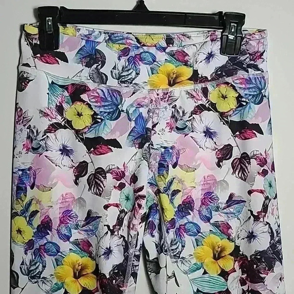 KIRA GRACE Multi Floral Compression Leggings Tights Pants Size Medium - Picture 3 of 12
